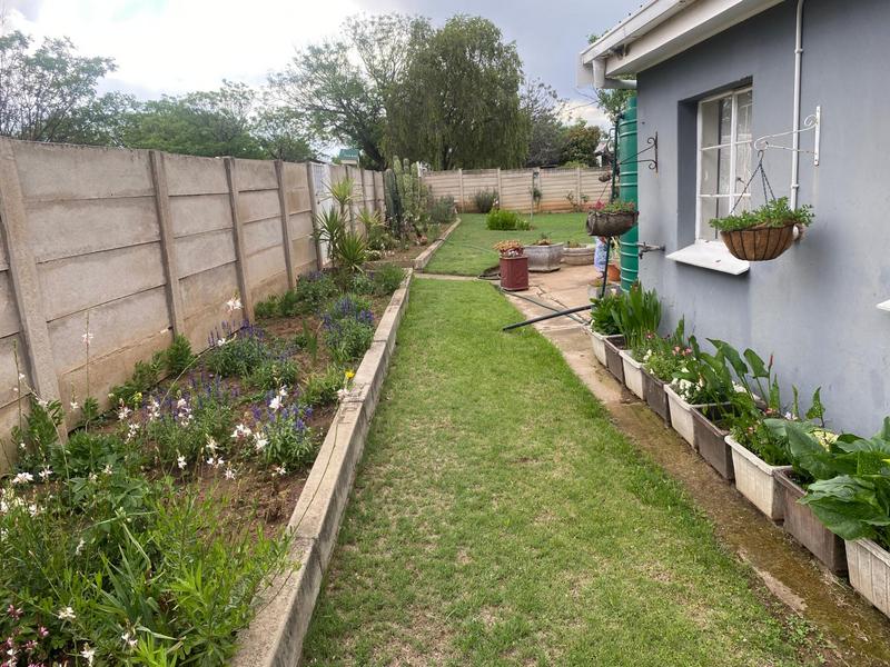 5 Bedroom Property for Sale in Komani Park Eastern Cape